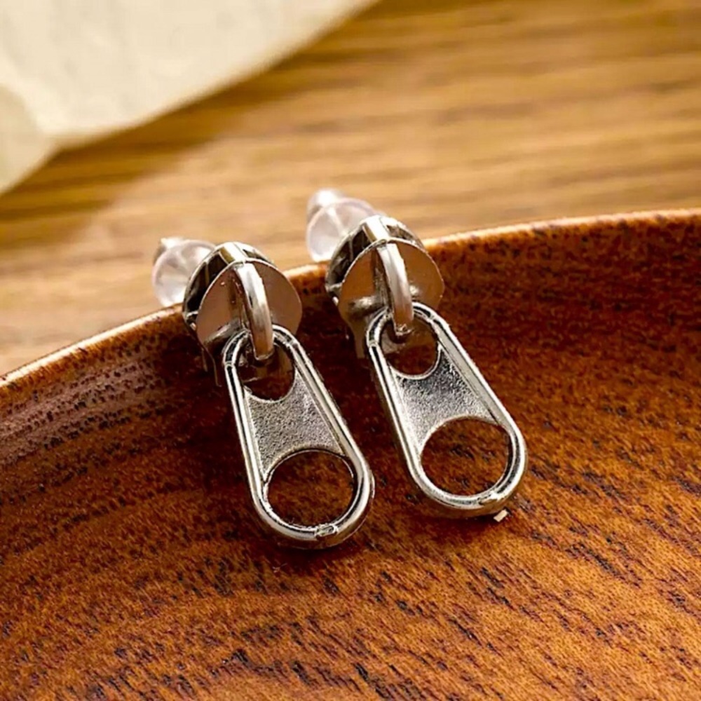 ⚜️𝟯𝟬%𝗢𝗙𝗙 𝗯𝘂𝗻𝗱𝗹𝗲𝘀 𝟯+⚜️ NEW Zipper Simple Drop Earrings - Picture 8 of 16